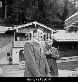 Eva Braun Collection (Album 3) - Candid photo der deutschen NS-Führer Adolf Hitler Ca. 1930s oder 1940s Stockfoto