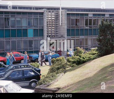 1988 - Arbeit Kraft verlassen Empire Stores Versandhandel Fabrik, Wakefield, West Yorkshire, Nordengland, Großbritannien Stockfoto