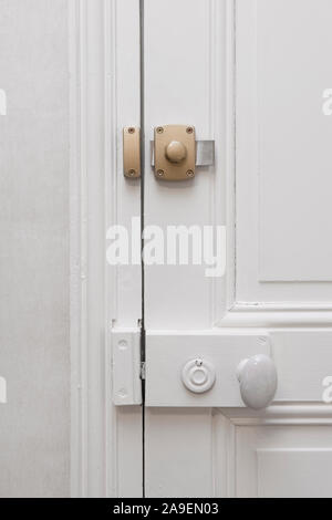Weiße Tür Stockfoto