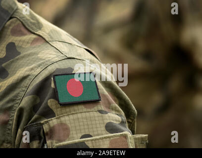 Flagge Bangladesch auf der Uniform. Armee, Soldaten, Soldaten. Collage. Stockfoto