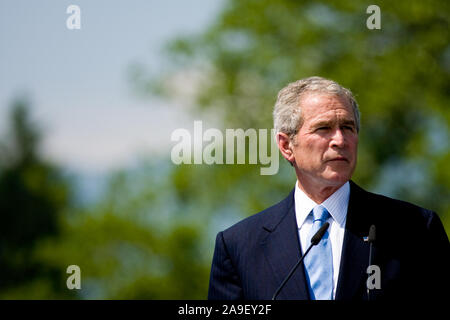 Brdo, Kranj, Slowenien, 10. Juni 2008: Die Staaten Präsident George W. Bush spricht bei einer Pressekonferenz an auf dem EU-US-Gipfel im Jahr 2008. Stockfoto