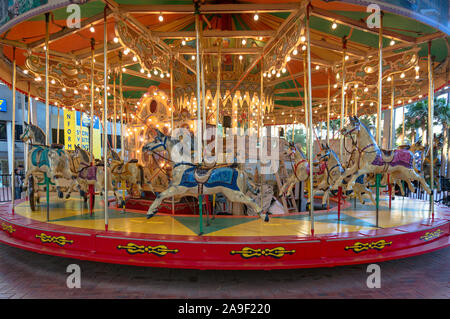 Sydney, Australien - 4. August 2013: Karussell, Karussell in Darling Harbour. Stockfoto