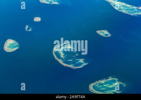 Luftaufnahme von Paul Riff Der Percy Gruppe von coralls. Great Barrier Reef, Australien Stockfoto