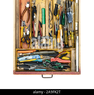 Verwendet es tun sich Arbeit hardaware Werkzeuge in einer Schublade Draufsicht, weißer Hintergrund Stockfoto