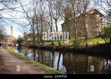 Leeds Liverpool Canal an Saltaire Stockfoto