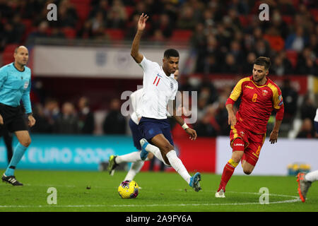 London, Großbritannien. 14 Nov, 2019. Marcus Rashford von England in Aktion. UEFA Euro 2020 Qualifikation, Gruppe A Match, England v Montenegro im Wembley Stadion in London am Donnerstag, den 14. November 2019. EDITORIAL NUR VERWENDEN. Dieses Bild dürfen nur für redaktionelle Zwecke verwendet werden. Nur die redaktionelle Nutzung, eine Lizenz für die gewerbliche Nutzung erforderlich. Keine Verwendung in Wetten, Spiele oder einer einzelnen Verein/Liga/player Publikationen pic von Andrew Obstgarten/Andrew Orchard sport Fotografie/Alamy Live news Credit: Andrew Orchard sport Fotografie/Alamy leben Nachrichten Stockfoto