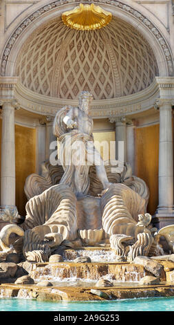 Trevi-brunnen Replik, Copy Cat Version neu erstellt das Design und die Details der berühmten Brunnen in Rom, außerhalb des Forum Shop, Las Vegas gelegen Stockfoto