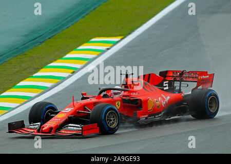 Sao Paulo, Brasilien. 15. Nov 2019. 15. November 2019; Autodromo Jose Carlos Pace, Sao Paulo, Brasilien; Formel 1 Grand Prix von Brasilien, Praxis Tag; Sebastian Vettel (GER) Scuderia Ferrari SF 90-redaktionelle Verwendung Credit: Aktion Plus Sport Bilder/Alamy leben Nachrichten Stockfoto