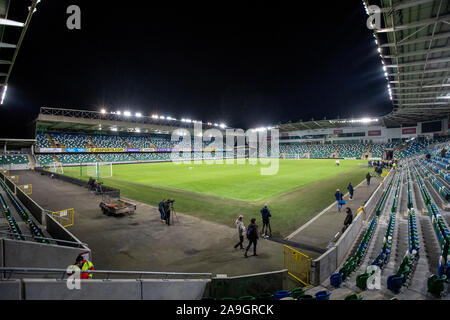 Belfast, Nordirland. 15 Nov, 2019. BELFAST, WIndsor Park, 15-11-2019, Saison 2019/2020, Fußball EM-Qualifikationsspiel. Stadion Übersicht während des Spiels Holland Züge in Belfast Credit: Pro Schüsse/Alamy leben Nachrichten Stockfoto