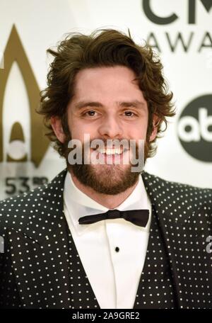 Thomas Rhett bei Ankunft auf der 53. jährlichen CMA Awards - Ankünfte 2, Bridgestone, Arena, Nashville, TN 13. November 2019. Foto von: Derek Sturm/Everett Collection Stockfoto