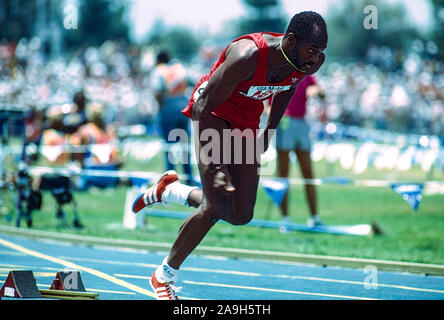 Edwin Moses (USA) bei den USA Outdoor Track and Field Championships 1987 Stockfoto