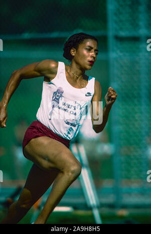 Florence Griffith Joyner konkurrieren an den USA 1982 Outdoor Leichtathletikmeisterschaften Stockfoto