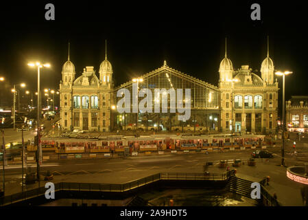 Budapest Nyugati pályaudvar, Westbahnhof, Westbahnhof, Eiffel 1877 Stockfoto