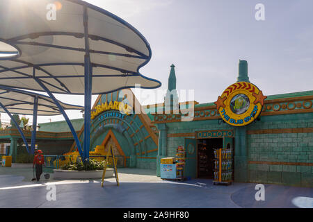DUBAI, VAE, Januar 09, 2019: Blick auf das U-Boot Abenteuer und Shop in LEGOLAND Parks in Dubai Stockfoto