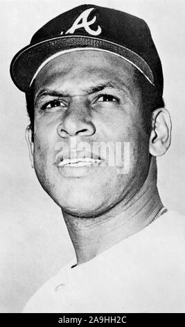 Vintage schwarz und weiß Team Portrait von Baseballspieler Orlando Cepeda mit den Atlanta Braves ca. 70er Jahre. Stockfoto