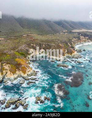 Luftaufnahme von Nordkalifornien Küste in der Nähe von Monterey, Big Sur, Kalifornien, USA, Pazifischer Ozean Stockfoto