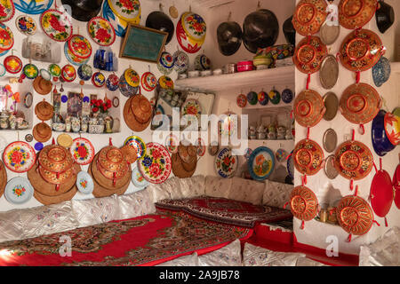 Äthiopien, Osten Hararghe, Harar, Interieur des Rewda (Rowda Weber) kulturelle Guest House, traditionelle Einrichtung und Layout Stockfoto