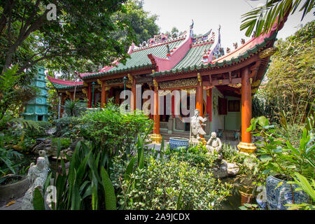 Eine chinesische Pagode Tempel Gebäude an der Presart garten Museum in Bangkok, Thailand. Stockfoto