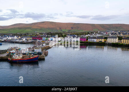 Luftaufnahme über Portmagee entlang Ring der Skelig, County Kerry, Irland Stockfoto