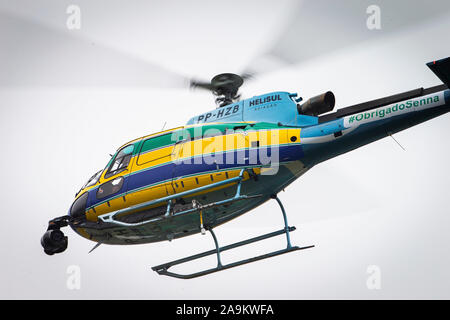 Sao Paulo, Brasilien. 15 Nov, 2019. Hubschrauber in den Farben der Senna in der Formel-1-Weltmeisterschaft 2019, Brasilien Grand Prix vom 15. bis 17. November in Sao Paulo, Brasilien - | Verwendung der weltweiten Kredit: dpa/Alamy leben Nachrichten Stockfoto