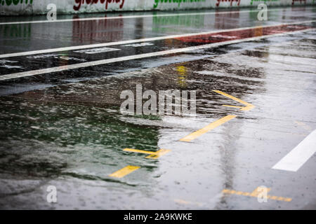 Sao Paulo, Brasilien. 15 Nov, 2019. Regen, pluie, während der 2019-Formel-1-Weltmeisterschaft, Brasilien Grand Prix vom 15. bis 17. November in Sao Paulo, Brasilien - | Verwendung der weltweiten Kredit: dpa/Alamy leben Nachrichten Stockfoto