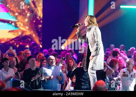 15 November 2019, Baden-Württemberg, Offenburg: Der Musiker Jürgen Drews während der Aufnahmen zu den Silvester zeigen, BR, ORF und SRF führt. Foto: Philipp von Ditfurth/dpa Stockfoto