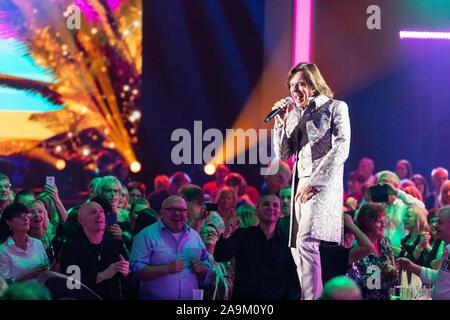 15 November 2019, Baden-Württemberg, Offenburg: Der Musiker Jürgen Drews während der Aufnahmen zu den Silvester zeigen, BR, ORF und SRF führt. Foto: Philipp von Ditfurth/dpa Stockfoto