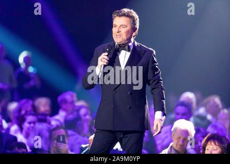 15 November 2019, Baden-Württemberg, Offenburg: Der Musiker Thomas Anders während der Aufnahmen zu den Silvester zeigen, BR, ORF und SRF führt. Foto: Philipp von Ditfurth/dpa Stockfoto