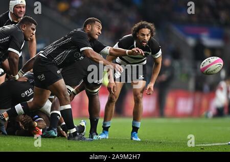 Twickenham, Vereinigtes Königreich. 16 Nov, 2019. Teti Tela (Fidschi). Barbaren v Fidschi. Killick Cup. Twickenham Stadium. London. UK. Kredit Garry Bowden / Sport in Bildern. Credit: Sport in Bildern/Alamy leben Nachrichten Stockfoto