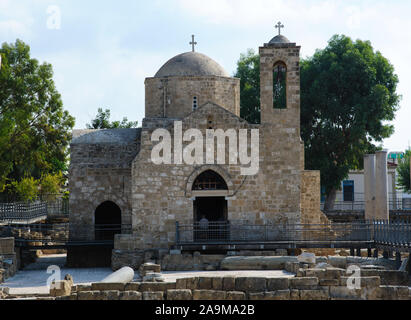 Blick auf die Kirche von chrysopolitissa oder Agia Kyriaki in Kato Paphos, Zypern Stockfoto