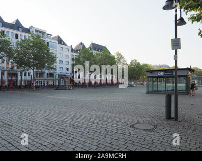 KOELN, Deutschland - ca. August 2019: Heumarkt entfernt in der Altstadt (Altstadt) Stockfoto