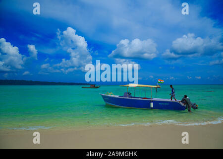 Die faszinierende Aussicht vom Strand von Havelock Island (Andamanen, Indien) Stockfoto