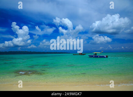 Die faszinierende Aussicht vom Strand von Havelock Island (Andamanen, Indien) Stockfoto