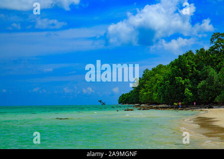 Die faszinierende Aussicht vom Strand von Havelock Island (Andamanen, Indien) Stockfoto