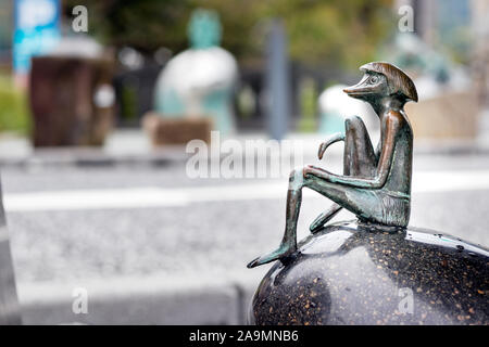 Nahaufnahme eines Shigeru Mizuki Charakter aus der Serie GeGeGe no Kitaro an Mizuki Shigeru Straße, Sakaiminato, Japan. Stockfoto