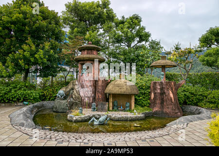 Die Kappa Brunnen mit Shigeru Mizuki Statuen in Sakaiminato, Japan. Stockfoto