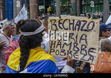 Caracas, Miranda, Venezuela. 16 Nov, 2019. März und Konzentration in Caracas, rief der Präsident von Venezuela, Juan Guaido, an die Bürger Venezuelas zu machen, das Gefühl der Unzufriedenheit der Menschen und ihren Wunsch nach einer Veränderung der politischen Richtung der Nation. Caracas, November 16, 2019 Kreditkarten: Jimmy Villalta/ZUMA Draht/Alamy leben Nachrichten Stockfoto