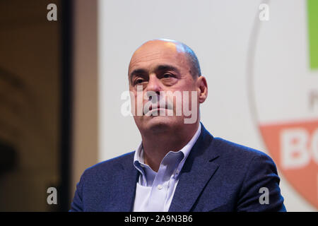 Bologna, Italien. 16. November 2019. Nicola Zingaretti, nationaler Sekretär der italienischen Demokratischen Partei (PD), während einer Veranstaltung der Region Emilia-Romagna Präsidentschaftskandidat Stefano Bonaccini am 16. November 2019 in Bologna, Italien zu unterstützen. Credit: Massimiliano Donati/Alamy leben Nachrichten Stockfoto