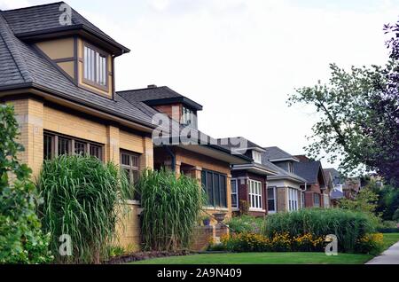 Chicago, Illinois, USA. Eine geordnete Wohnhaus von Einfamilienhäusern in Chicago Ravenswood Manor Nachbarschaft an der nordwestlichen Seite von Chicago. Stockfoto