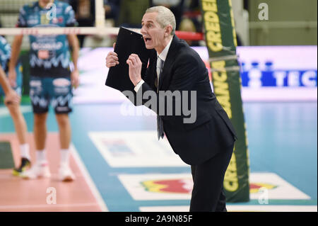 Padua, Italien. 14 Nov, 2019. Yuki Ishikawa (Padova), 14. November 2019 - Volleyball: eine Serie Match zwischen Kioene Padova 1-3 Sir Sicherheit Conad Perugia an Kioene Arena in Padua, Italien. Credit: Itaru Chiba/LBA/Alamy leben Nachrichten Stockfoto