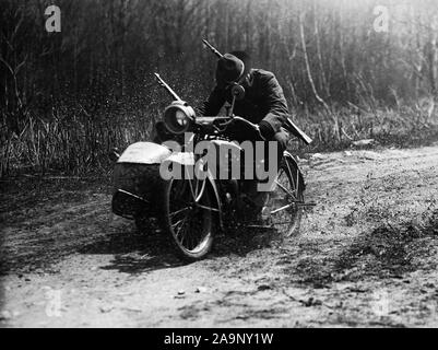 Foto zeigt ein Excelsior Motorrad mit Beiwagen, die durch die New York National Guard eingesetzt. 1917 Stockfoto