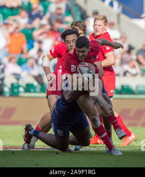 Twickenham, Surrey, Vereinigtes Königreich. Kanadier Justin DOUGLAS,, Laufen mit dem Ball während der 3/4 Endspiel Spiel USA gegen Kanada am' 2017 HSBC London Rugby Sevens", Sonntag, 21.05.2017, RFU. Twickenham Stadium, England [Pflichtfeld Credit Peter SPURRIER/Intersport Bilder] Stockfoto