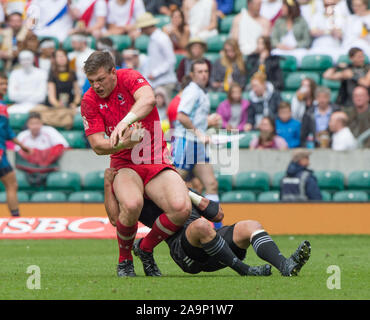 Twickenham, Surrey, Vereinigtes Königreich. Kanadier, Adam ZARUBA, "Kupplungen den Ball" während der Umfrage C Match, Kanada vs Neuseeland, an der "2017 HSBC London Rugby Sevens", Samstag 20/05/2017 RFU. Twickenham Stadium, England [Pflichtfeld Credit Peter SPURRIER/Intersport Bilder] Stockfoto