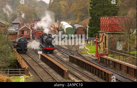 Dampfmaschine Vorbereitung abzuweichen. Stockfoto