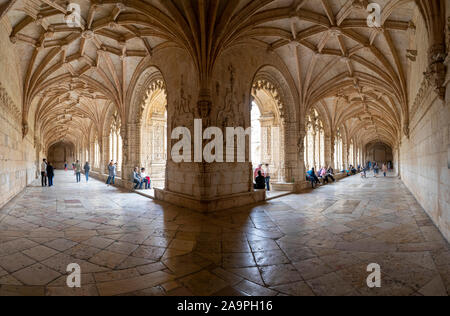 Lissabon Belem - Hieronymus-kloster Kreuzgang Stockfoto