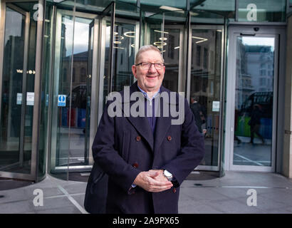 London, Großbritannien. 17. Nov, 2019. Unite Allgemeine Kanzleramtschef, Len McCluskey bei den BBC Studios. Credit: Tommy London/Alamy leben Nachrichten Stockfoto