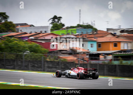 Sao Paulo, Brasilien. 16 Nov, 2019. 99 GIOVINAZZI Antonio (ITA), Alfa Romeo Racing C38, Sie kann während der 2019-Formel-1-Weltmeisterschaft, Brasilien Grand Prix vom 15. bis 17. November in Sao Paulo, Brasilien - | Verwendung der weltweiten Kredit: dpa/Alamy leben Nachrichten Stockfoto