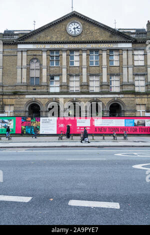 Die alte Fassade des Royal London Hospital in Whitechapel, London, UK Stockfoto