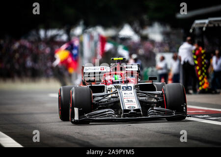 Sao Paulo, Brasilien. 16 Nov, 2019. 99 GIOVINAZZI Antonio (ITA), Alfa Romeo Racing C38, Sie kann während der 2019-Formel-1-Weltmeisterschaft, Brasilien Grand Prix vom 15. bis 17. November in Sao Paulo, Brasilien - | Verwendung der weltweiten Kredit: dpa/Alamy leben Nachrichten Stockfoto