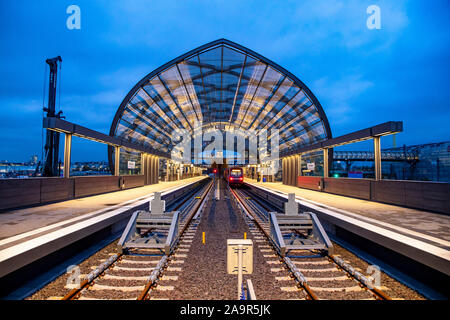 Anschlag ElbbrŸcken Bahnhof, U-Bahn Linie U 4, in Hamburg, † berseequartier, Stockfoto